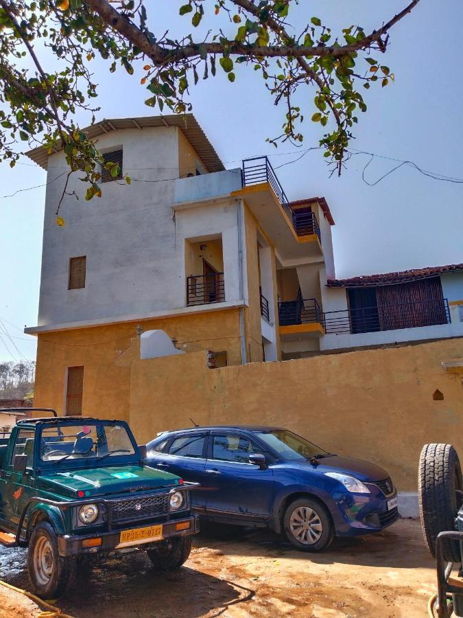 Sadhna Sadan Homestay Panna Madla Ngoại thất bức ảnh