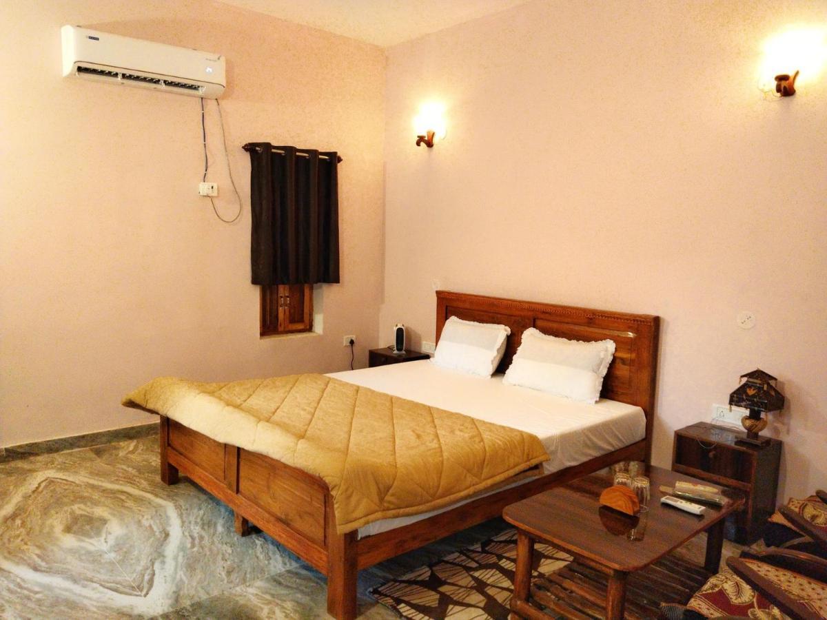 Sadhna Sadan Homestay Panna Madla Ngoại thất bức ảnh