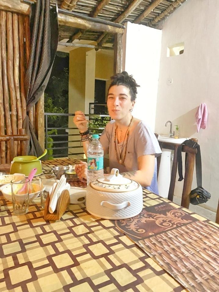 Sadhna Sadan Homestay Panna Madla Ngoại thất bức ảnh